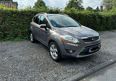 Ford Kuga 2,0 TDCi 4x4 103kW Titanium TÜV Neu