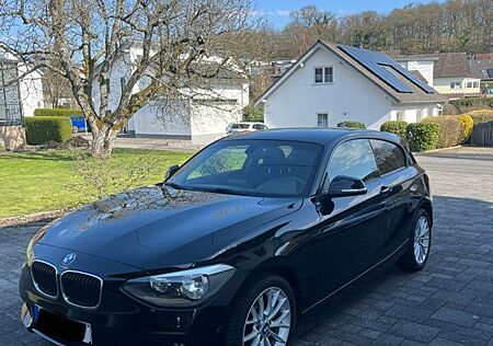 BMW 114i -