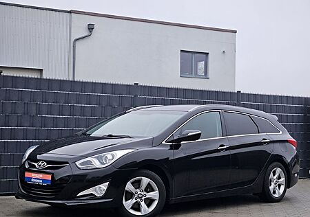 Hyundai i40 cw 2.0 Style NAV KAM SHZ PDC AHK MULTI