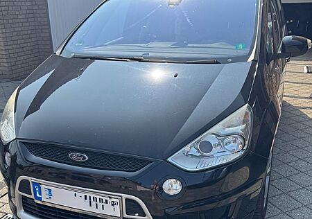 Ford S-Max 2,2 TDCi 129kW DPF Titanium S Titanium S