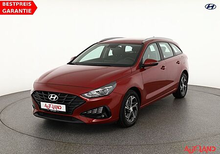 Hyundai i30 cw 1.0 T-GDi Kamera AppleAndroid Tempomat