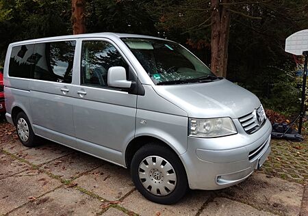 VW T5 Caravelle Volkswagen , 2,5 Liter