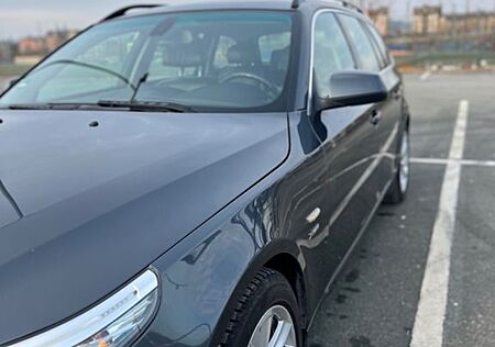 BMW 525d xDrive touring Edition Exclusive Editio...