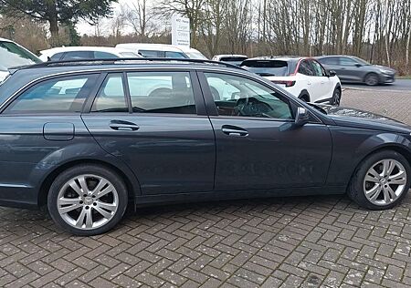 Mercedes-Benz C 200 T-Modell T CGI BlueEfficiency