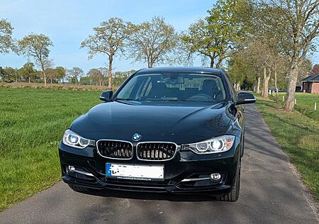 BMW 320i Sport Line Sport Line