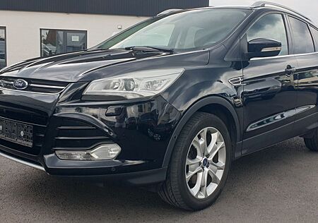 Ford Kuga 2,0 TDCi 4x4 120kW Titanium Xenon Navi ..