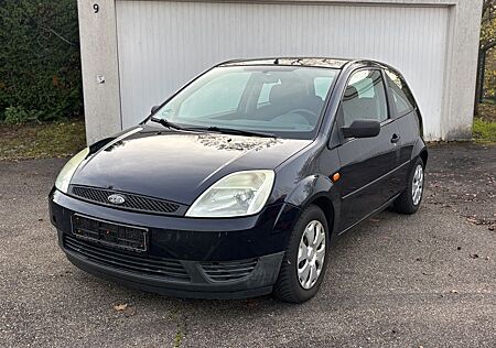 Ford Fiesta 1,3 / Tüv Neu / Klima