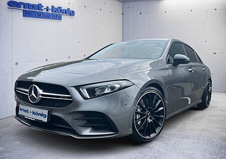 Mercedes-Benz A 35 AMG AMG A 35 4Matic AMG Speedshift DCT 7G *NAVI *LED