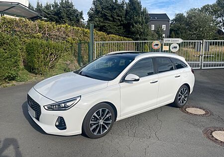 Hyundai i30 1.4 T-GDI Premium / Garantie bis 12.26