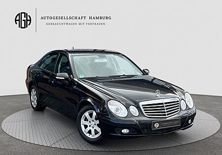 Mercedes-Benz E 220 CDI Limousine*Automatik*1.Hand*PDC Vo+Hi*