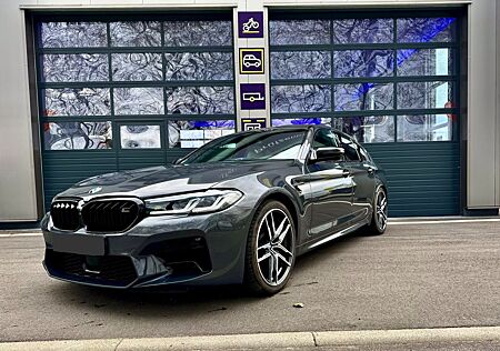 BMW M5 Competition xDrive B&W