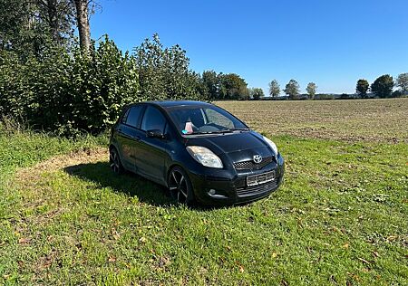 Toyota Yaris 1,4-l-D-4D Sol Sol