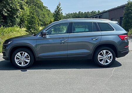 Skoda Kodiaq 2.0 TSI DSG 4x4 Style AHK, 360, Leder