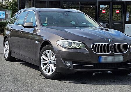 BMW 525 F11 Baureihe 5 Touring d xDrive