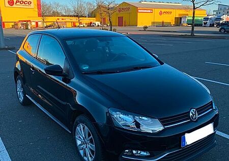 VW Polo Volkswagen 1.2 TSI 90PS - Reifen & Service Neu