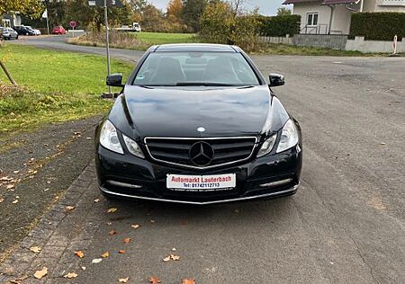 Mercedes-Benz E 200 E -Klasse Coupe CGI BlueEfficiency