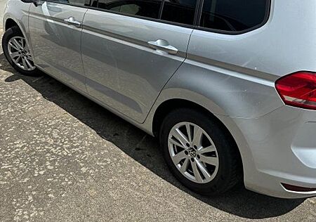 VW Touran Volkswagen 1.5 TSI OPF DSG Comfortline Comfortline