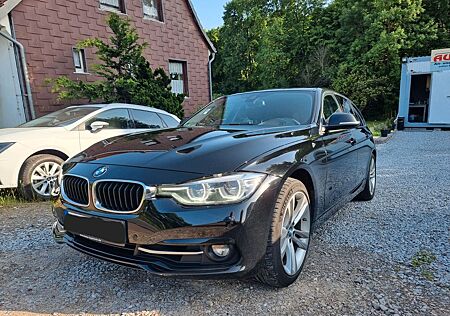BMW 320 Touring i Sport Line*NAVI*LED*SHZ*TEMPO