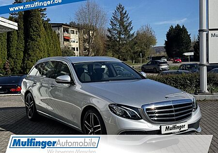 Mercedes-Benz E 200 D Exclusive LED Navi Kamera Sitzh.AHK
