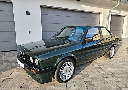 BMW 318i E30