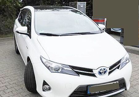 Toyota Auris Hybrid 1.8 VVT-i Automatik