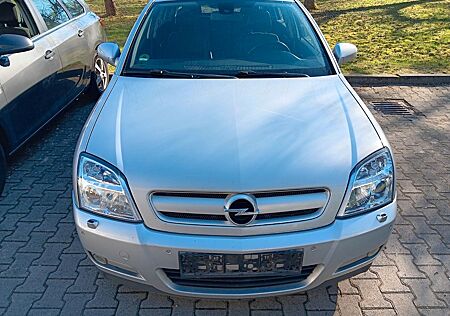 Opel Signum 3.2 V6 -