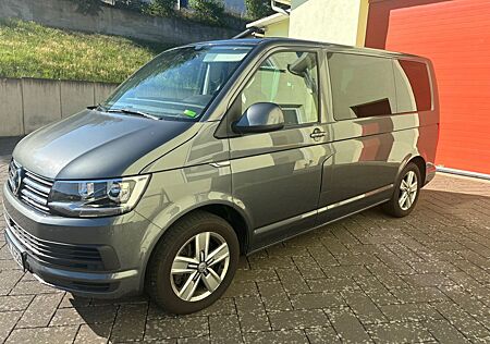 VW T6 Multivan Volkswagen Comfortline Standheiz. Navi 7.Sitze