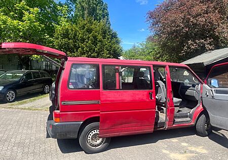 VW T4 Caravelle Volkswagen 2.0 Standard