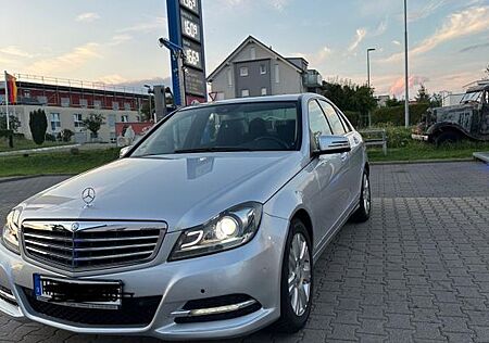 Mercedes-Benz C 220 CDI 4MATIC ELEGANCE Aut. ELEGANCE