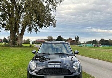 Mini Cooper S Automatik - Neuer Motor - TÜV neu