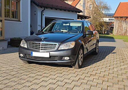 Mercedes-Benz C 200 CGI T BlueEFFICIENCY ELEGANCE Aut. ELE...