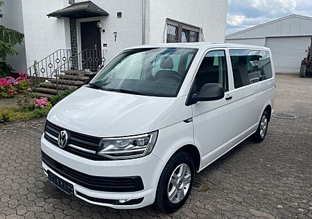 VW T6 Multivan Volkswagen T6 2.0 TDI Multivan 5-Sitzer Autom. Navi Kamera