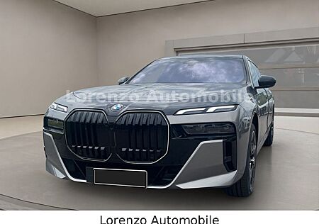 BMW 740d TwoTone Pano AutoDoor FullOptinal