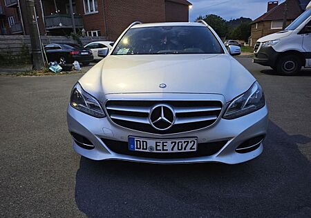 Mercedes-Benz E 200 CDI T AVANTGARDE AVANTGARDE