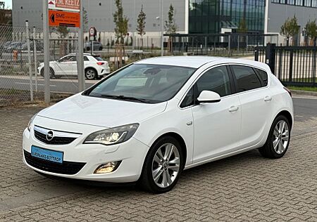Opel Astra J Lim. 5-trg. Sport