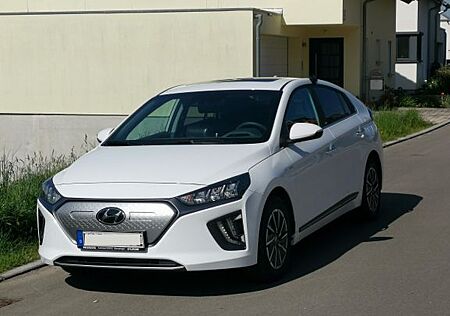 Hyundai Ioniq ELEKTRO, Style/Trend/Taxi, 136PS,38KWH bat