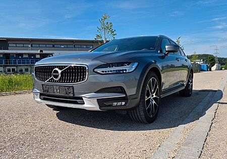Volvo V90 Cross Country Pro AWD 1. Hand