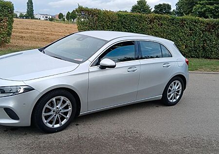 Mercedes-Benz A 200 -
