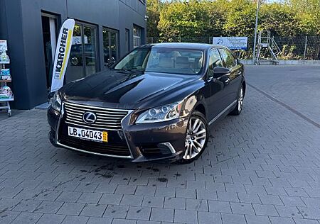 Lexus LS 600hL Wellness Line