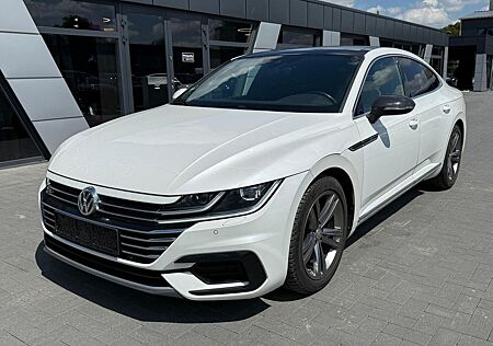 VW Arteon Volkswagen R Line 2.0 TSI /VIRTUAL/TRAVEL/ST-HZ/PANO