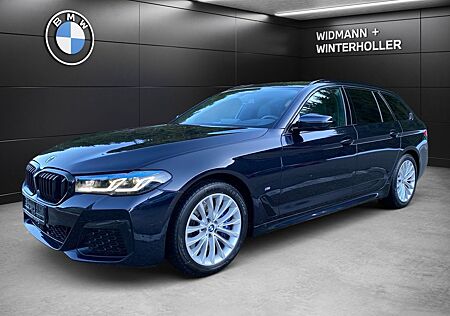 BMW 530d xDrive Touring M Sport Pro HUD Pano DA+ STH