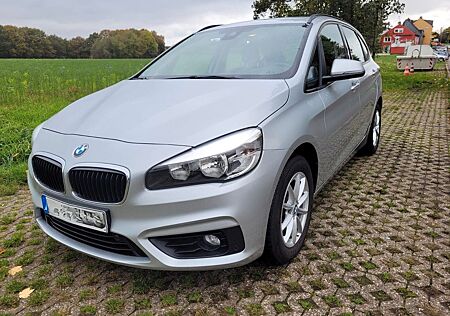 BMW 218i 218 Active Tourer Advantage Standheizung