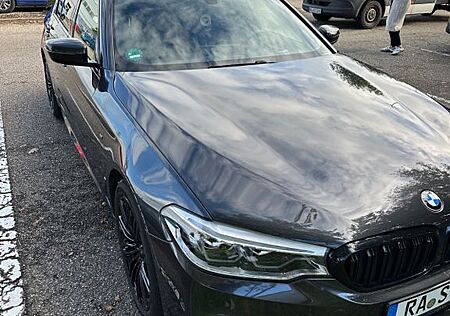 BMW 530i mit 8facher Bereifung zu Verkaufen