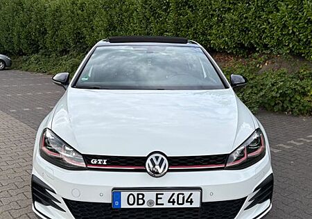 VW Golf Volkswagen 2.0 TSI DSG GTI GTI