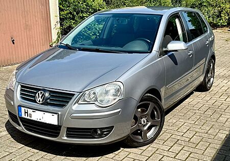VW Polo Volkswagen 1.6 Sportline Klima Leder PDC Voll Selten