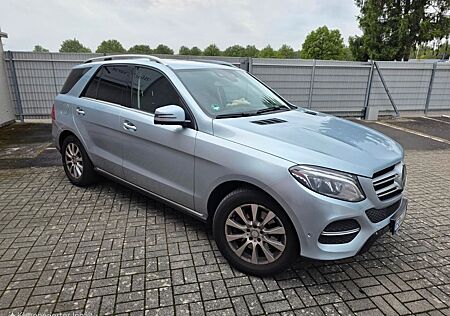Mercedes-Benz GLE 400 4MATIC/Autom/AHK/Tempo/Klima u.mehr