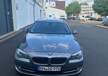 BMW 530d xDrive Touring -