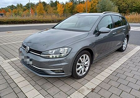 VW Golf Volkswagen 2.0 TDI Comfortline Variant AHK*NAVI*ACC