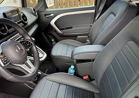 Mercedes-Benz EQT200 Progressive PREMIUM PLUS Anhängerkupplung