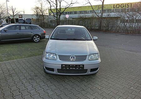 VW Polo Volkswagen 1,4 TSI Klimaanlage